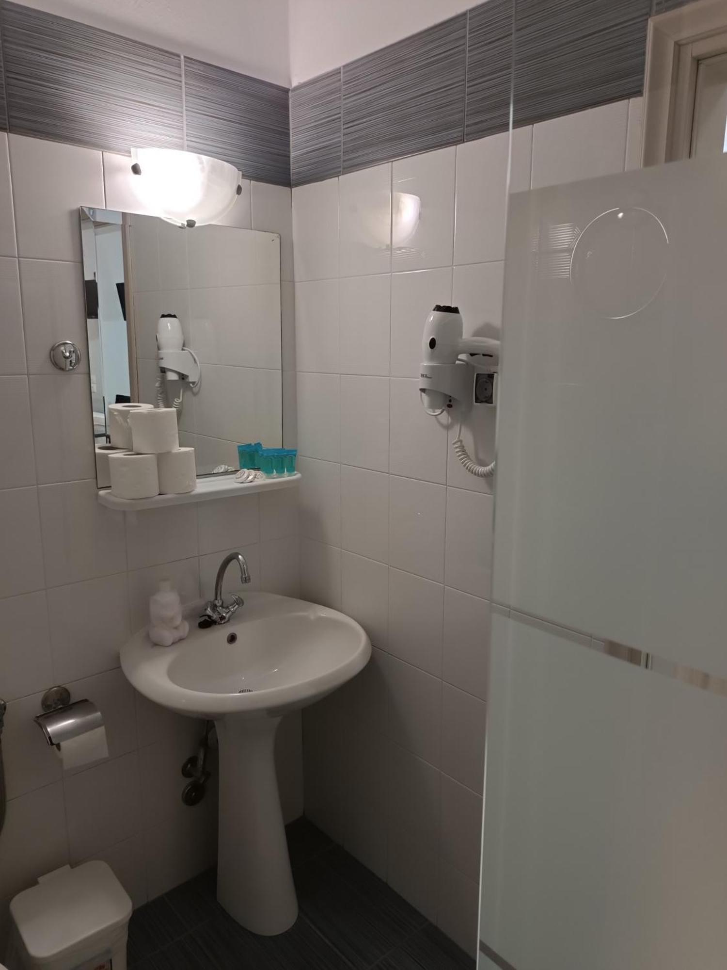 Rooms Anastasia Paralia Bagian luar foto